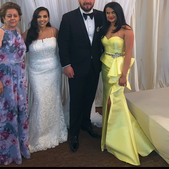 Yellow Elegant Evening Dress - Picture 2 of 3